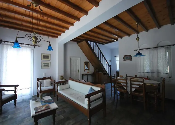 Garden House - Land Tales * Agios Romanos