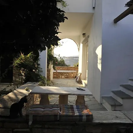 Ferienhaus Garden House, 50 M From The Beach, Tinos