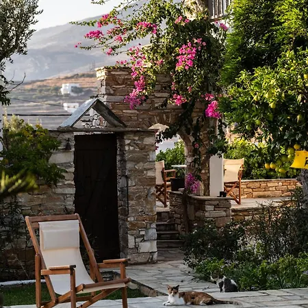 Ferienhaus Garden House, 50 M From The Beach, Tinos Agios Romanos