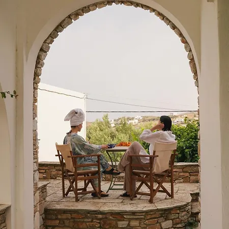 Garden House, 50 M From The Beach, Tinos Agios Romanos