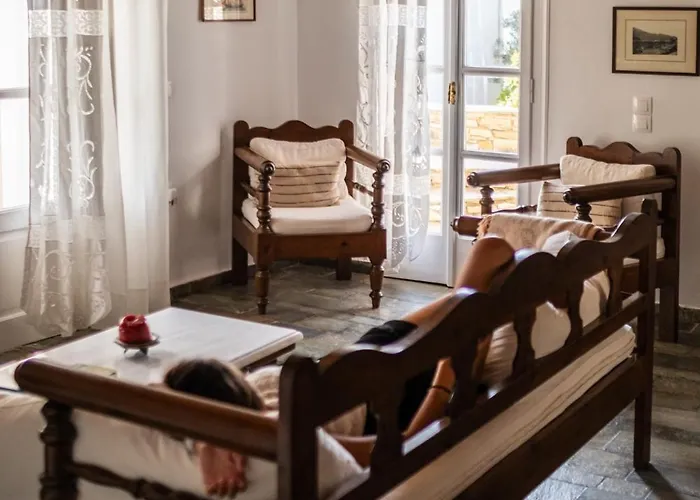 Garden House - Land Tales Agios Romanos